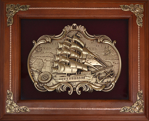 Деревянная ключница настенная "Парусник"