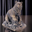 Бронзовая скульптура «Медведь на пне»