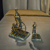 Бронзовая статуэтка ЖД смотритель на велосипеде