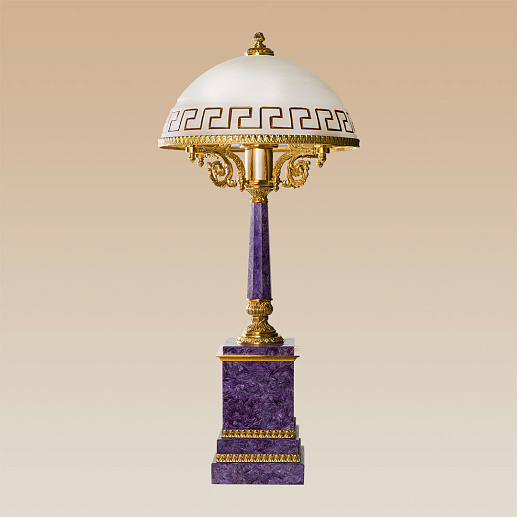 Настольная лампа из чароита