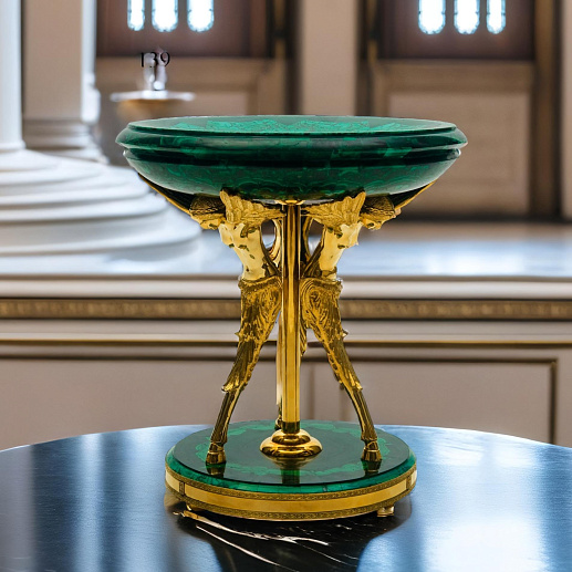 Ваза из малахита "Эрмитаж"