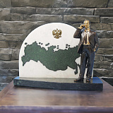 Бронзовый сувенир "Региональный представитель"