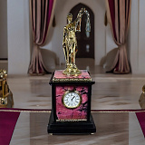 Часы каминные классические