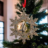 Бронзовая елочная игрушка с крысой