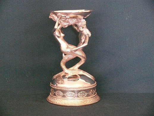 Авторский подсвечник из бронзы "Близнецы" купить с доставкой Авторский подсвечник из бронзы "Близнецы"