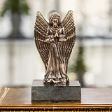 Статуэтка «Ангел. Большой» на камне