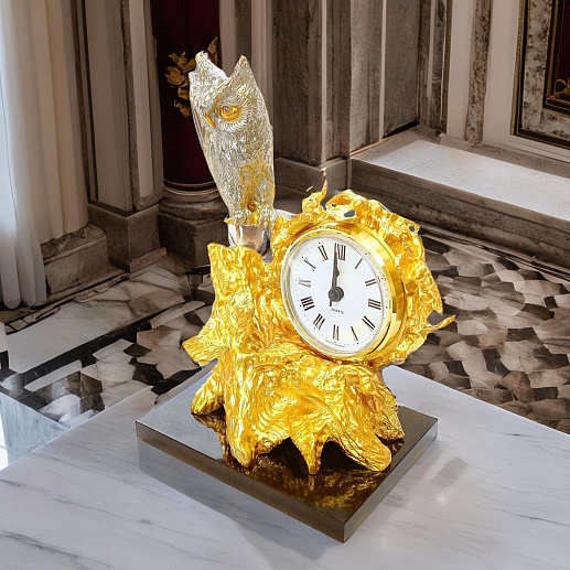 Бронзовые настольные часы