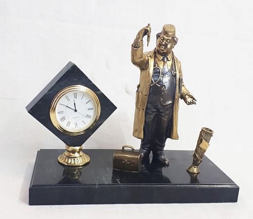 Часы "Подарок доктору"