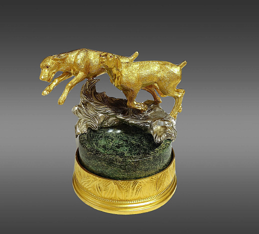 Пепельница "Гончие". Позолоченная