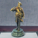 Бронзовая статуэтка " Петр 1"