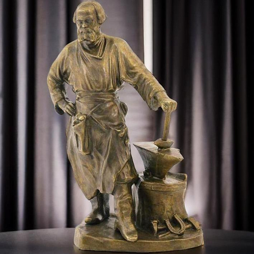 Бронзовая композиция "Кузнец" (малый)