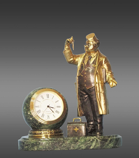 Сувенир настольные часы