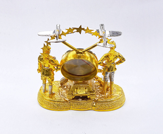 Часы в золоте "Самолеты" купить с доставкой Часы в золоте "Самолеты"