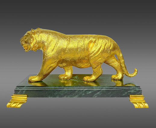 Статуэтка "Тигр на змеевике"