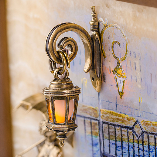 Бронзовая картина "Связь времён. Девушка с зонтиком" с росписью и подсветкой