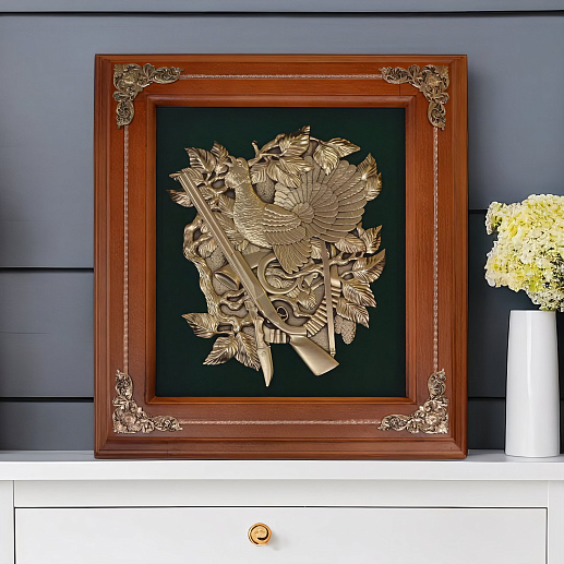 Деревянная ключница настенная "Глухарь с ружьем"