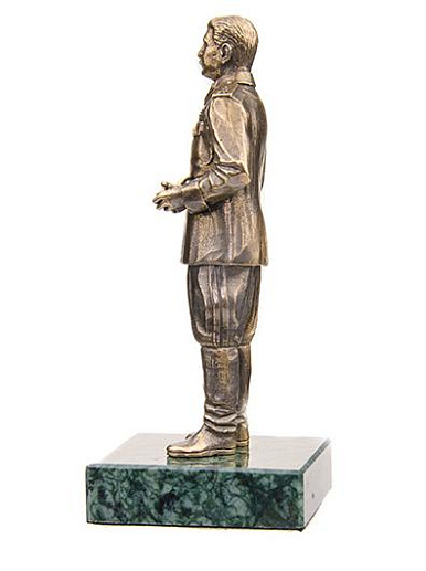 Бронзовая статуэтка "И.В. Сталин " на подставке