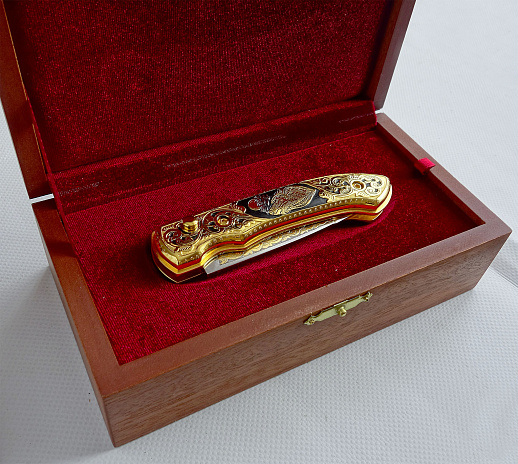 Нож складной "Волк и луна". Златоуст