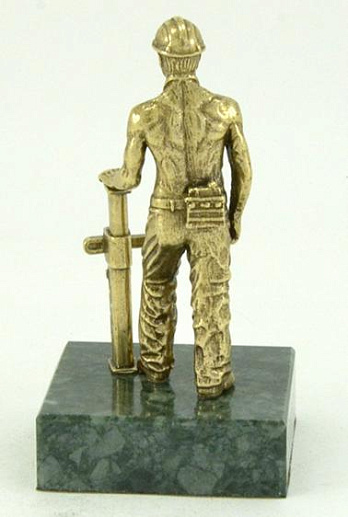 Бронзовая статуэтка "Шахтёр с клиновой стойкой"