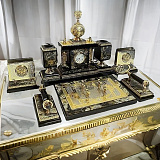 Настольный набор из яшмы "Монарх". Златоуст