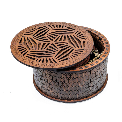 Ремень кожаный с пряжкой "Танк"