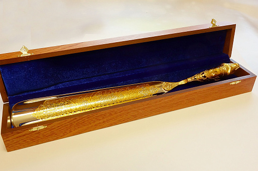 Подарочная обувная ложка "Медведь" (позолоченная). Златоуст