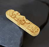 Сувенирная деревянная флешка "Весы"