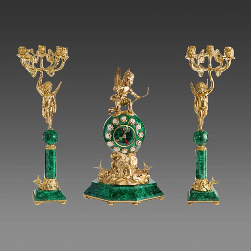 Каминные канделябры с часами из малахита