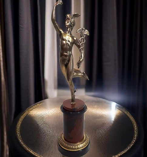 Бронзовая статуэтка "Бог торговли Меркурий (Гермес)" купить с доставкой Бронзовая статуэтка "Бог торговли Меркурий (Гермес)"