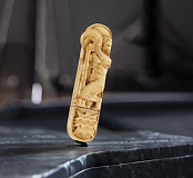 Сувенирная деревянная флешка "Водолей"