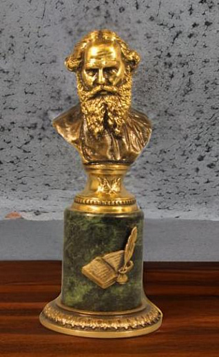 Бронзовая статуэтка " Л.Толстой " купить с доставкой Бронзовая статуэтка " Л.Толстой "