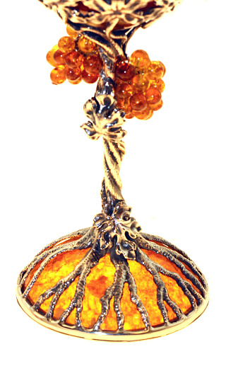 Подарочный бокал для вина из камня (янтарь)