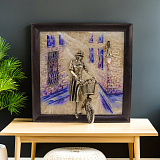 Бронзовая ключница настенная "Велосипедистка" рис с подсветкой