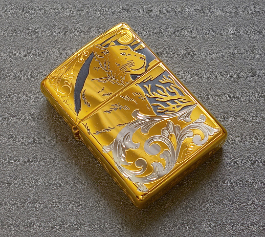 Зажигалка Zippo с гравировкой "Пантера" №2