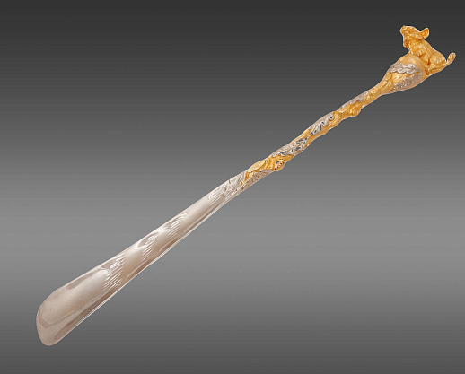 Интерьерная ложка для обуви Кабанчик