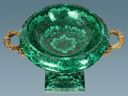 Ваза из малахита "Дары Диониса" купить с доставкой Ваза из малахита "Дары Диониса"