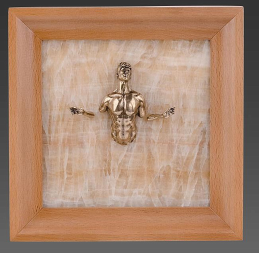 Бронзовая картина-панно из камня оникс "Проходящий сквозь стену"