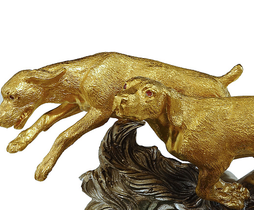 Пепельница "Гончие". Позолоченная