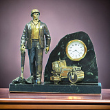 Часы подарочные настольные