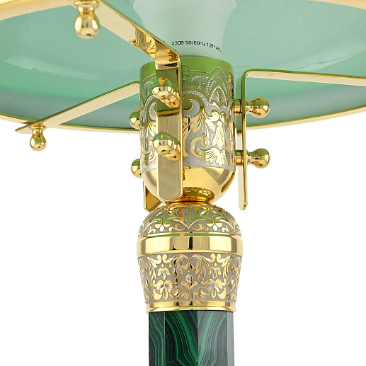 Настольная лампа из малахита